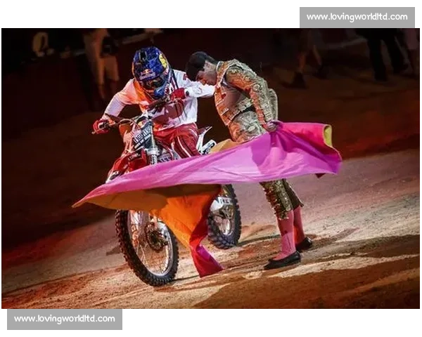 极限摩托特技赛事激战四起 探索速度与技巧的巅峰对决